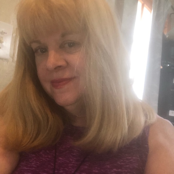 Meet your Posher, Victoria - Picture 2 of 2